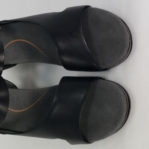 dansko tasha